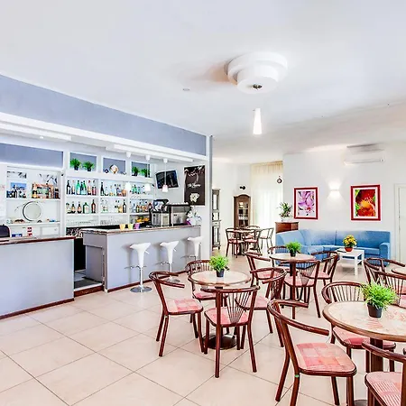 Hotel Oliver 3*