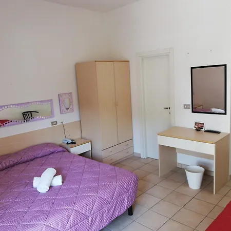 Hotel Oliver 3*